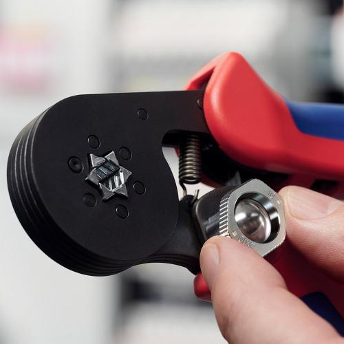 Krimptang Zelfinstellende product photo https://media.isero.nl/Isero-IseroNL-Site/images/L/16232493_6.jpg L