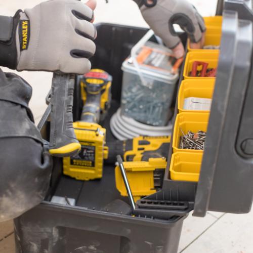 Gereedschapskoffer Fatmax Pro Alu Cantilever 20 50x30x27cm product photo https://media.isero.nl/Isero-IseroNL-Site/images/L/183491_8.jpg L