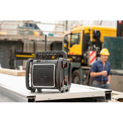 Perfectpro bouwradio DAB+/FM/BT/USB/oplader/speler/IP65 TEAMBOX product photo https://media.isero.nl/Isero-IseroNL-Site/images/L/2178605_11.jpg L