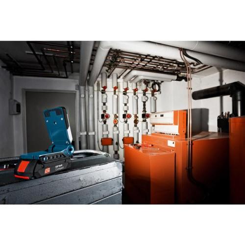 Zaklamp voor 14.4v en 18v Li-Ion product photo https://media.isero.nl/Isero-IseroNL-Site/images/L/224420_2.jpg L