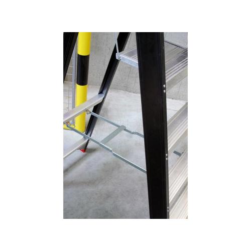 Altrex Taurus trap enkel 6 treden zwart (13kg) TGB 6 product photo https://media.isero.nl/Isero-IseroNL-Site/images/L/265072_1.jpg L