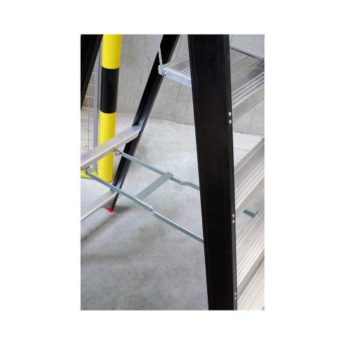 Altrex Taurus trap enkel 12 treden zwart (20,3kg) TGB 12 product photo https://media.isero.nl/Isero-IseroNL-Site/images/L/265077_1.jpg L