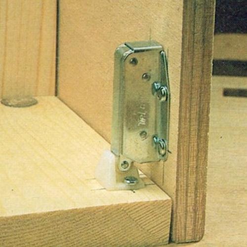 Druksnapper tiplatch vernikkeld Met witte aanslag product photo https://media.isero.nl/Isero-IseroNL-Site/images/L/2658255_2.jpg L