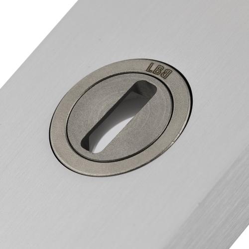 Noxxa SKG3 aluminium veiligheidslangschild 250x50mm met kerntrekbeveiliging - curve - kleur F1 mat - uitvoering PC92 - deurdikte 38/60mm product photo https://media.isero.nl/Isero-IseroNL-Site/images/L/287524_3.jpg L