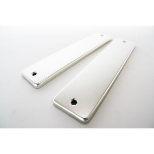 Kortschild geheel blind F2 rechthoekig 180x41mm product photo https://media.isero.nl/Isero-IseroNL-Site/images/L/309084_1.jpg L