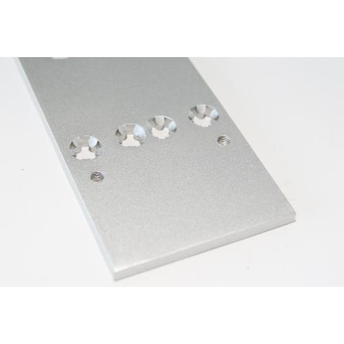 Montageplaat voor TS83 / NX300SA product photo https://media.isero.nl/Isero-IseroNL-Site/images/L/313310_1.jpg L