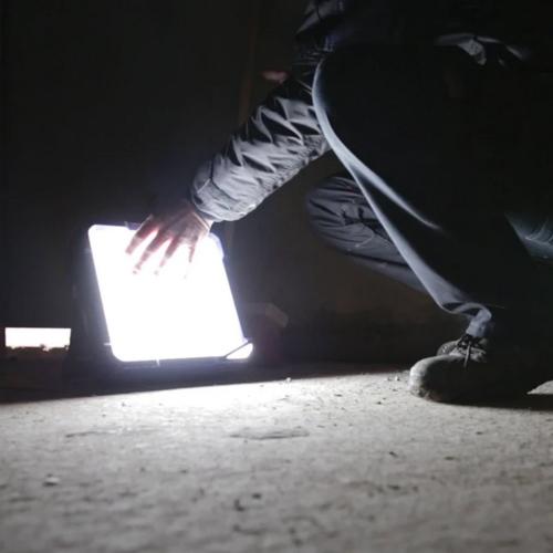 Bouwlamp LED met 5m kabel 2 contactdoos Klasse 148w 6500K 6000L IP54 Vega Lite product photo https://media.isero.nl/Isero-IseroNL-Site/images/L/A10782_6.jpg L